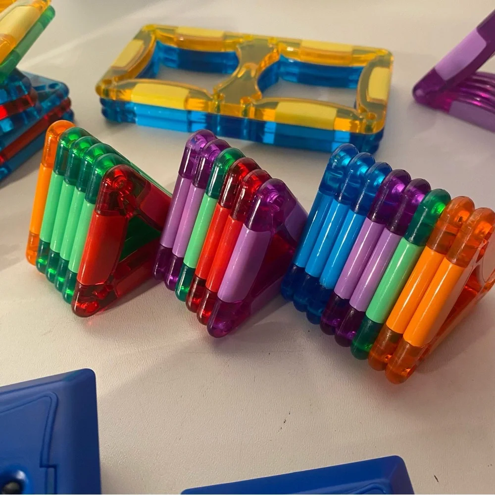 Magformers Magnetic Tileblox Building Set, Instructions & Untested Power Block